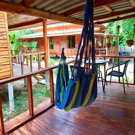 Lanta A Toi House Hotel Koh Lanta Exterior photo