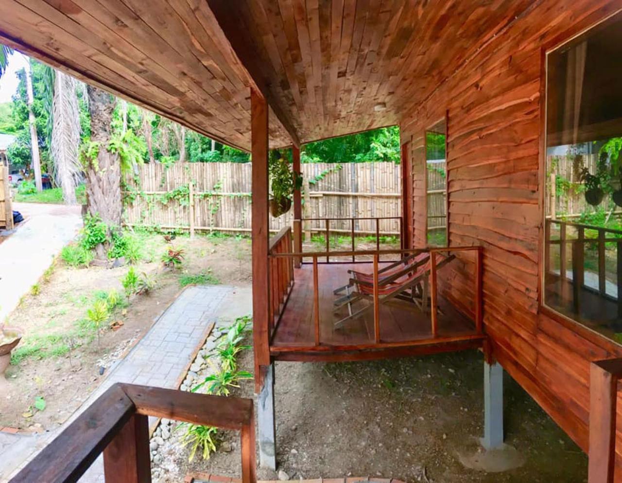 Lanta A Toi House Hotel Koh Lanta Exterior photo