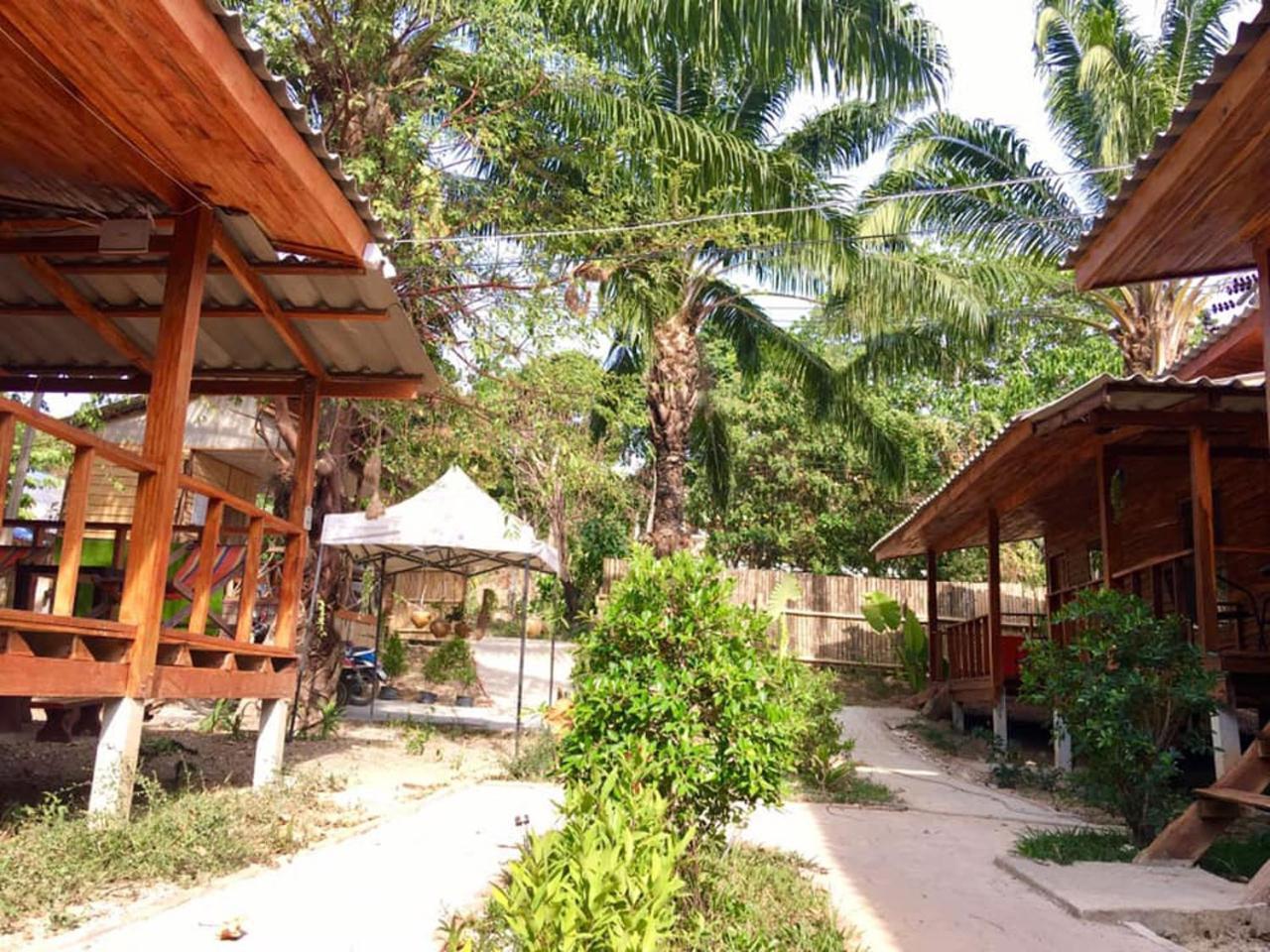 Lanta A Toi House Hotel Koh Lanta Exterior photo