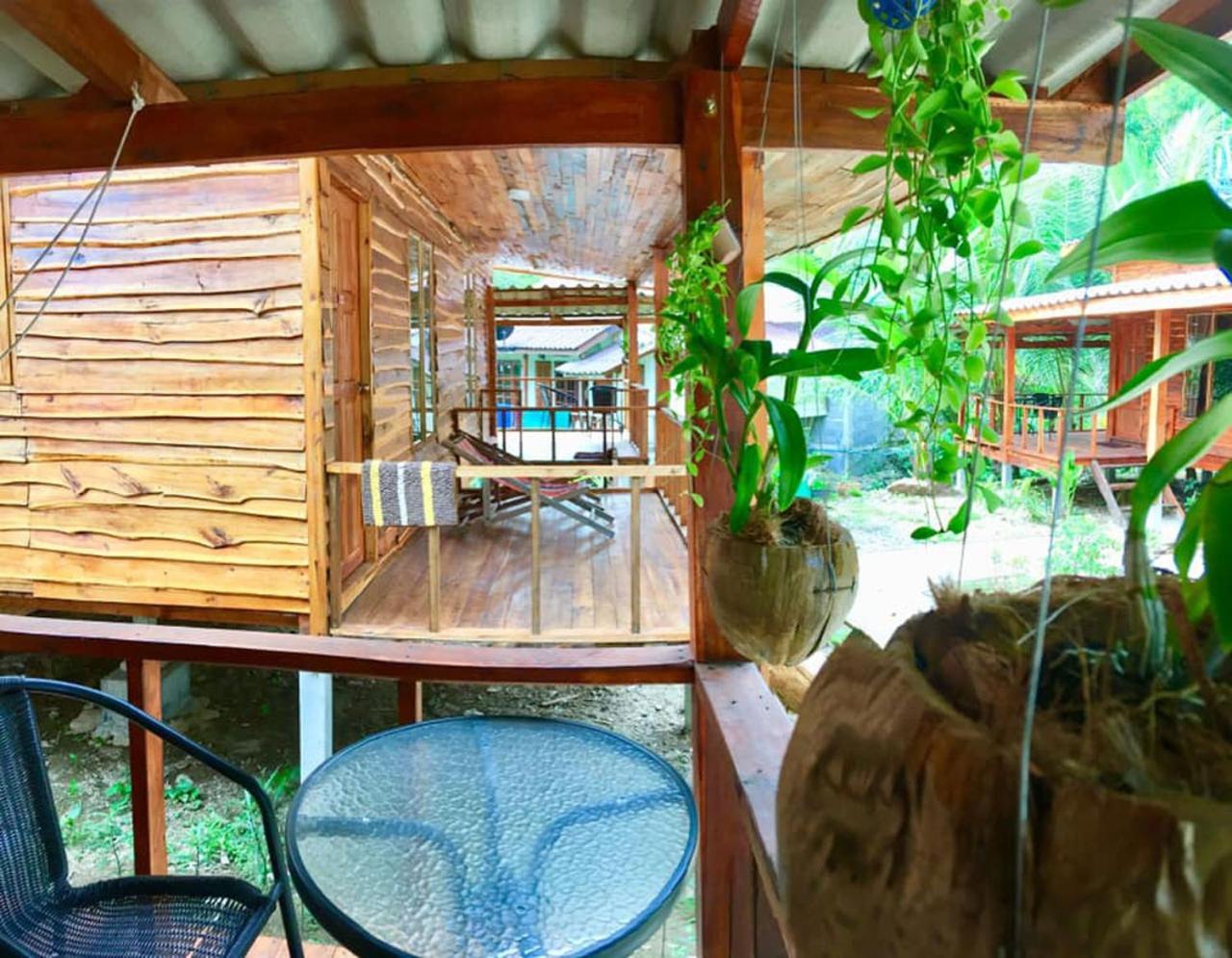 Lanta A Toi House Hotel Koh Lanta Exterior photo