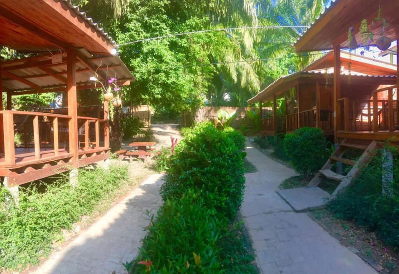Lanta A Toi House Hotel Koh Lanta Exterior photo